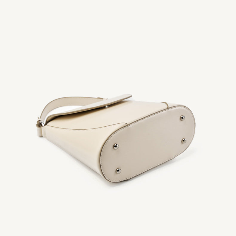 Axis Handle Bag
