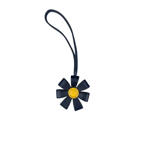Daisy Charm Maris