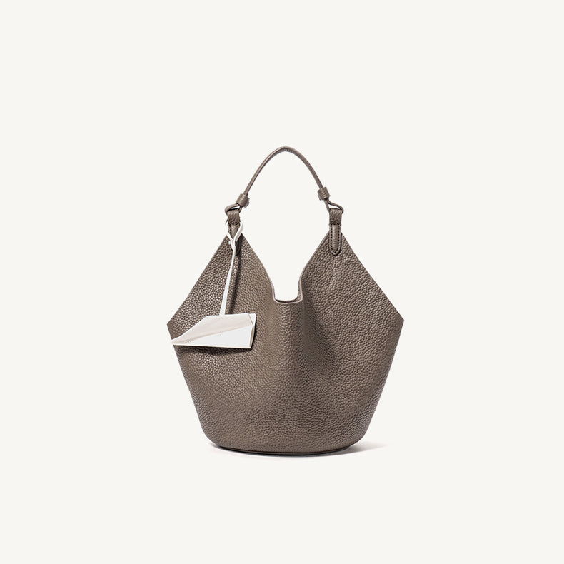 Nera Tote Bag